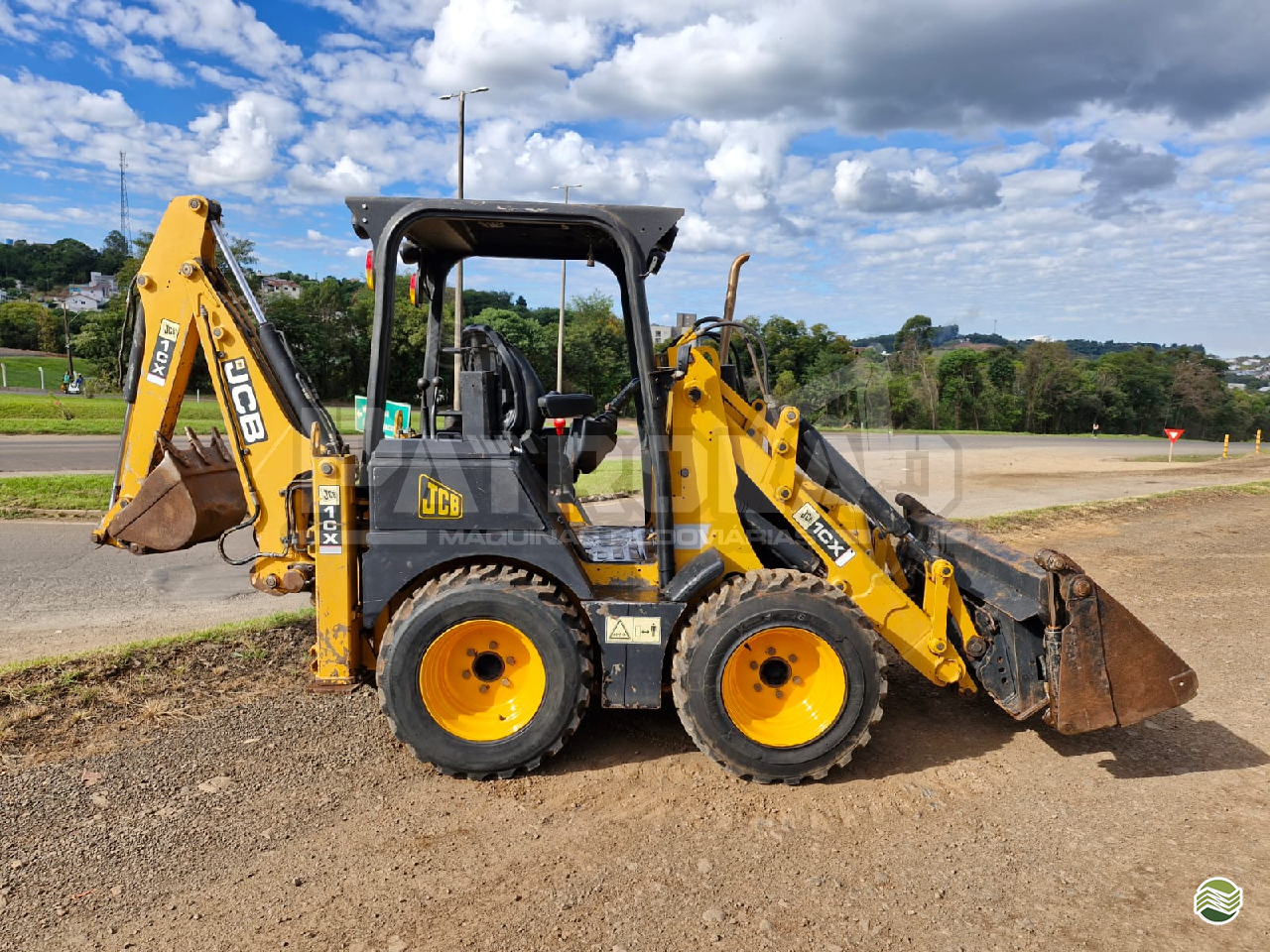 RETRO ESCAVADEIRA JCB 1CX Tração 4x4 Patrolão Máquinas MARAVILHA SANTA CATARINA SC